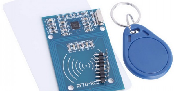 Buy RFID Reader/Writer RC522 SPI S50 with RFID Card and Tag Online in ...