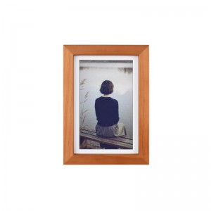 Waveshare 7.3inch E6 Full Color E-Paper With Solid Wood Photo Frame For Raspberry Pi Zero, Ultra-long Standby, 800 × 480 Resolution, [Battery & Raspberry Pi Not Included]