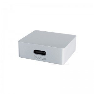Waveshare Type-C Power And Signal Splitter, Supports 5V DC Independent Power Supply, 3 × Type-C Female Ports, CNC Aluminum Alloy Case, With Indicator